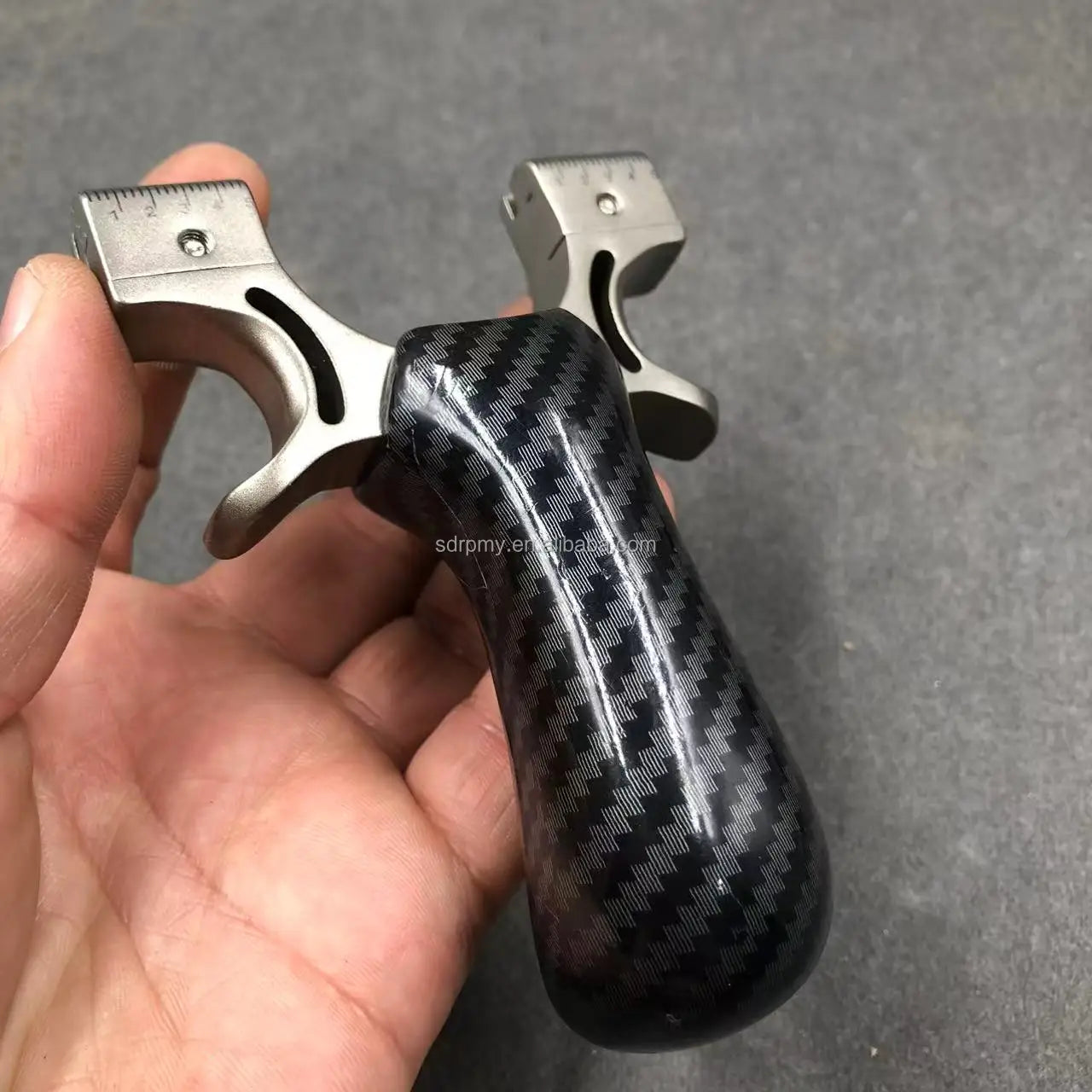 Stainless Steel & Rubber Band Equipped High-Quality Hunting Slingshot - Outdoor Sports Shooting Survival Catapult